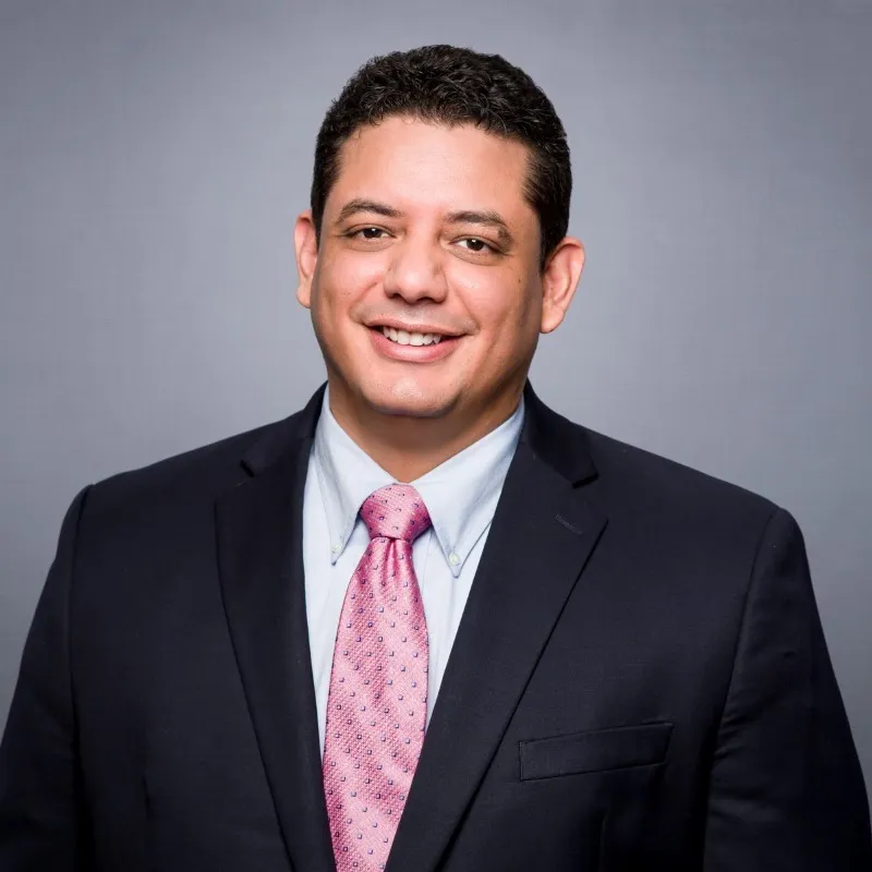 Dr. Alvaro Ortiz headshot