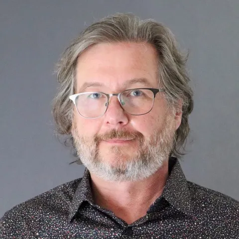 Dr. Anthony Chemero headshot